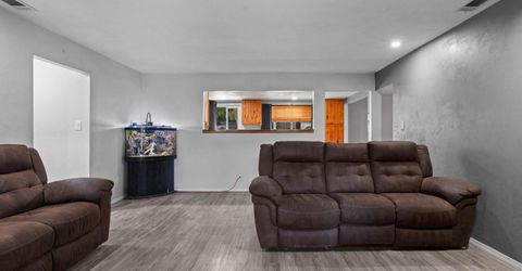 110 E Laramie Drive, Reno, NV 89521 Photo