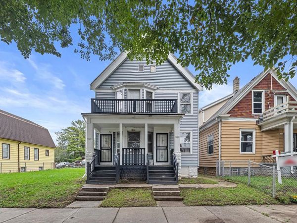 3280 N 26th STREET, Unit 3282, Milwaukee, WI 53206