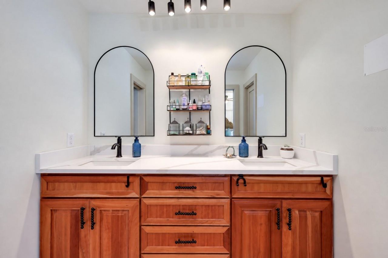 4131 Riverview Boulevard, Bradenton, FL 34209 Photo