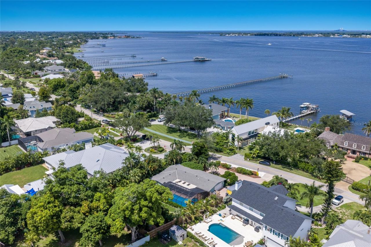 4131 Riverview Boulevard, Bradenton, FL 34209 Photo