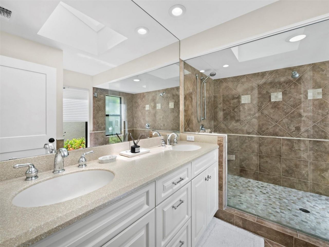 2101 Harbourside Drive, Unit 1103, Longboat Key, FL 34228 Photo