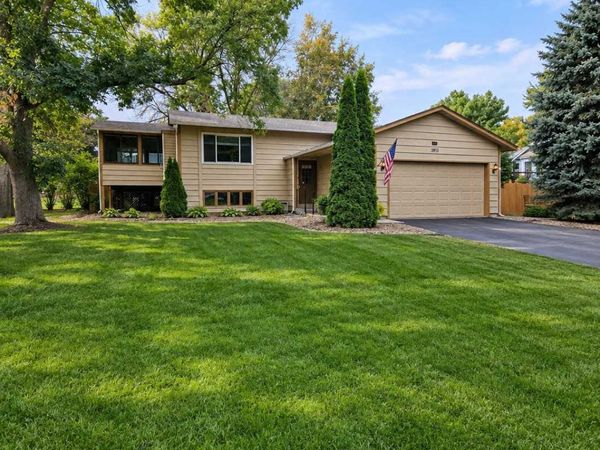 15918 Island View Road NW, Prior Lake, MN 55372