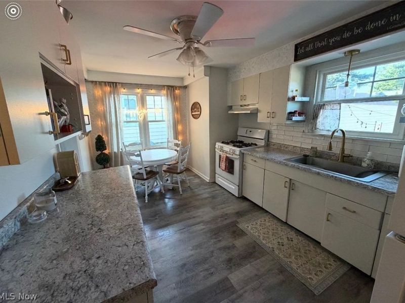 2176 Renwick Drive, Poland, OH 44514 Photo 11