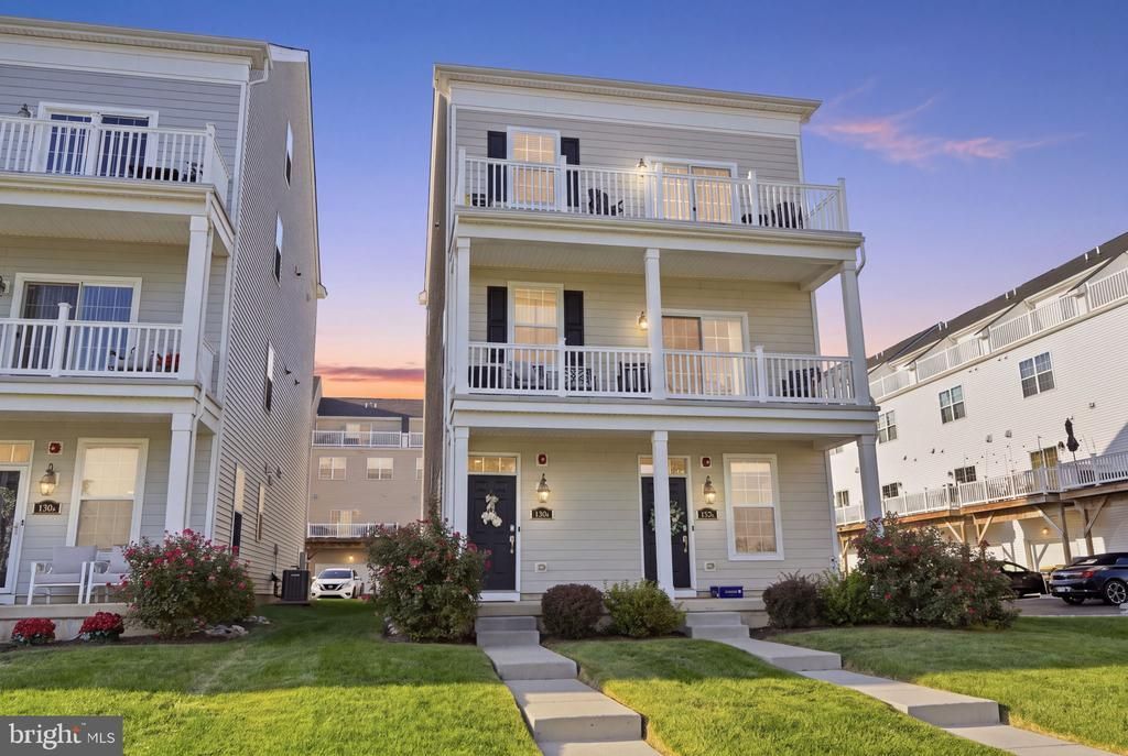 132 B DOCK STREET, BENSALEM, PA 19020