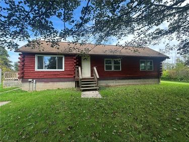 7959 Swamp Rd , Bergen, NY 14416