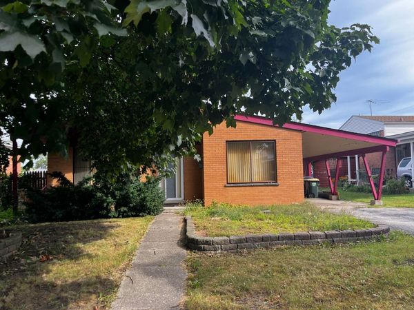 8410 W Bruce Drive , Niles, IL 60714