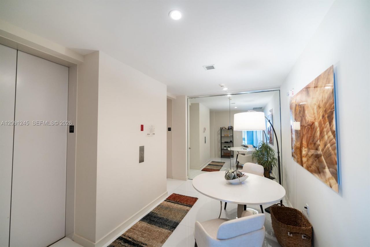 1100 Biscayne Blvd , Unit 3302, Miami, FL 33132 Photo