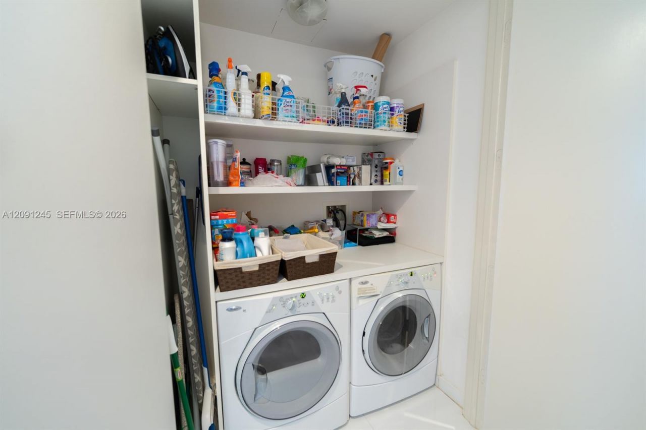 1100 Biscayne Blvd , Unit 3302, Miami, FL 33132 Photo