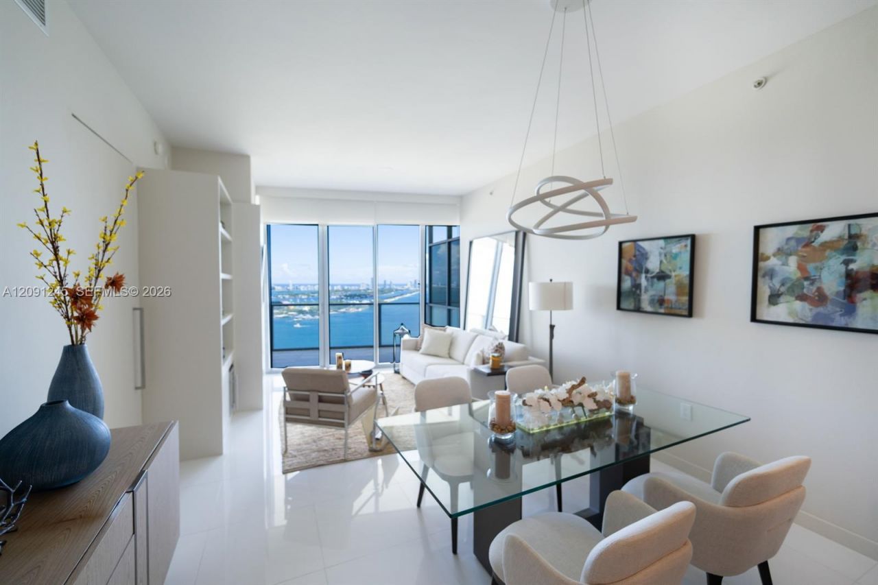 1100 Biscayne Blvd , Unit 3302, Miami, FL 33132 Photo