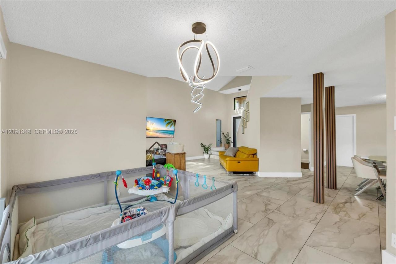 2836 W River Run Cir W , Miramar, FL 33025 Photo