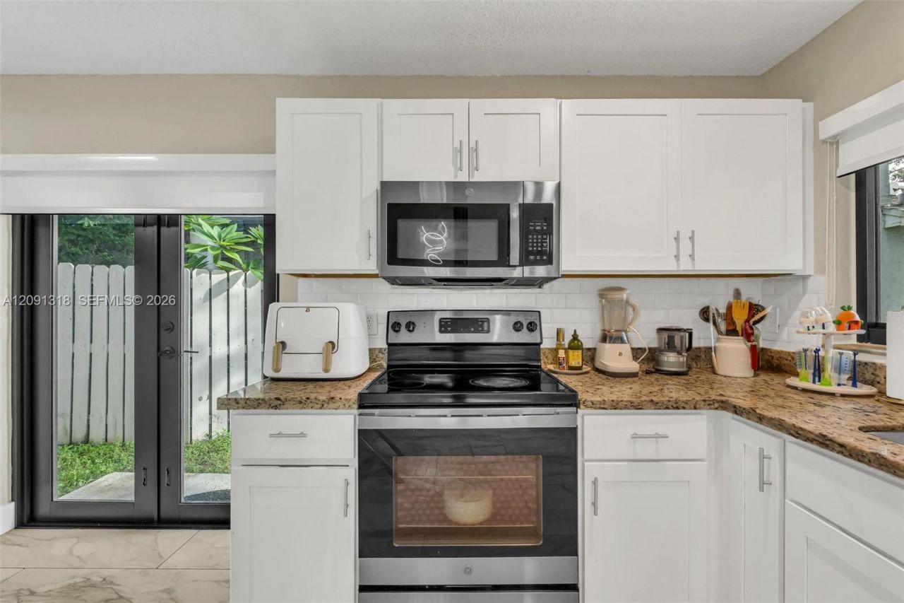 2836 W River Run Cir W , Miramar, FL 33025 Photo