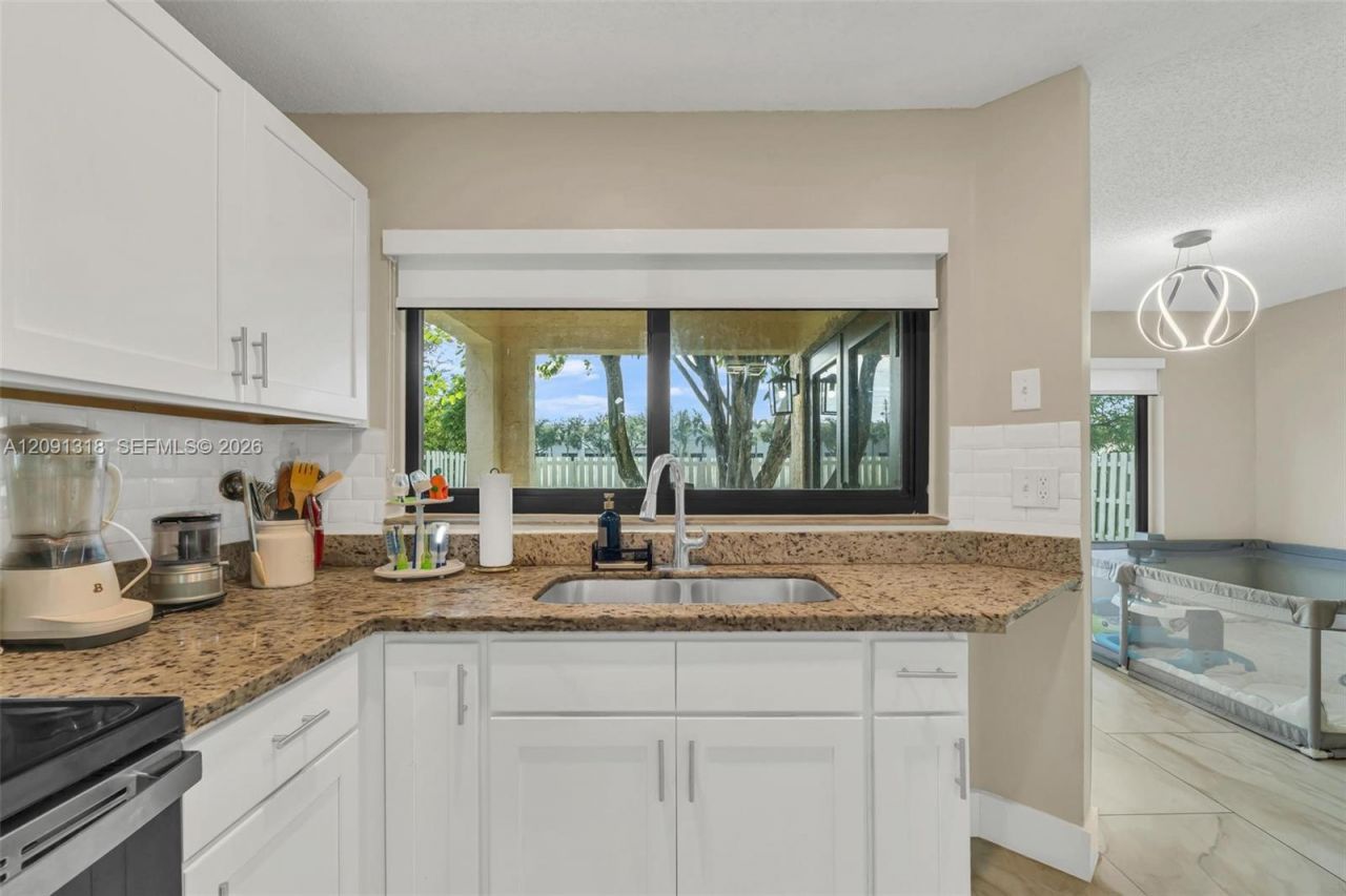 2836 W River Run Cir W , Miramar, FL 33025 Photo