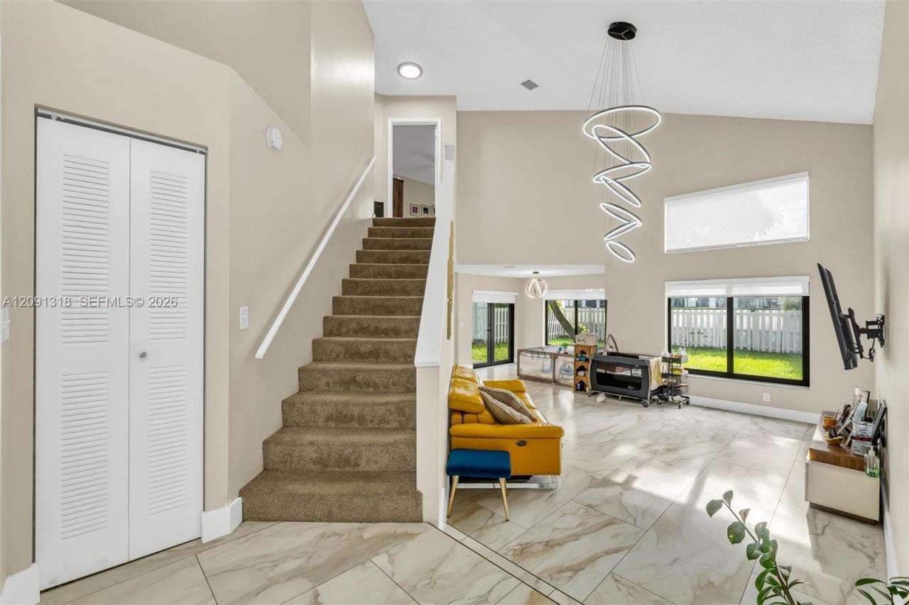 2836 W River Run Cir W , Miramar, FL 33025 Photo