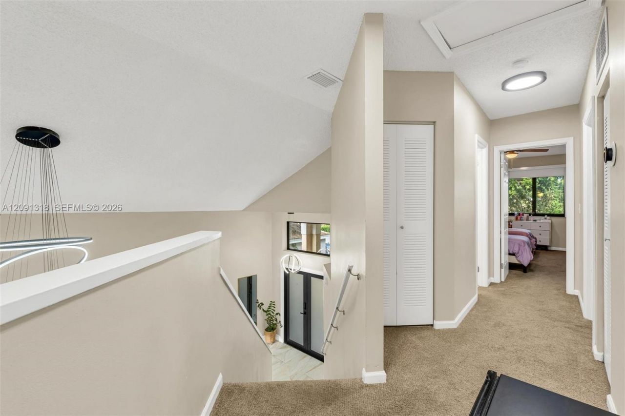2836 W River Run Cir W , Miramar, FL 33025 Photo