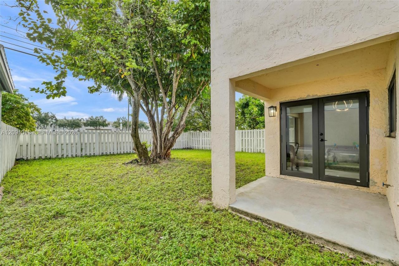 2836 W River Run Cir W , Miramar, FL 33025 Photo