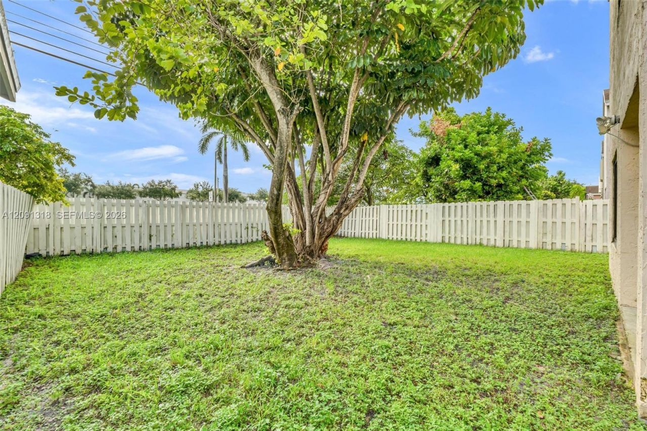 2836 W River Run Cir W , Miramar, FL 33025 Photo
