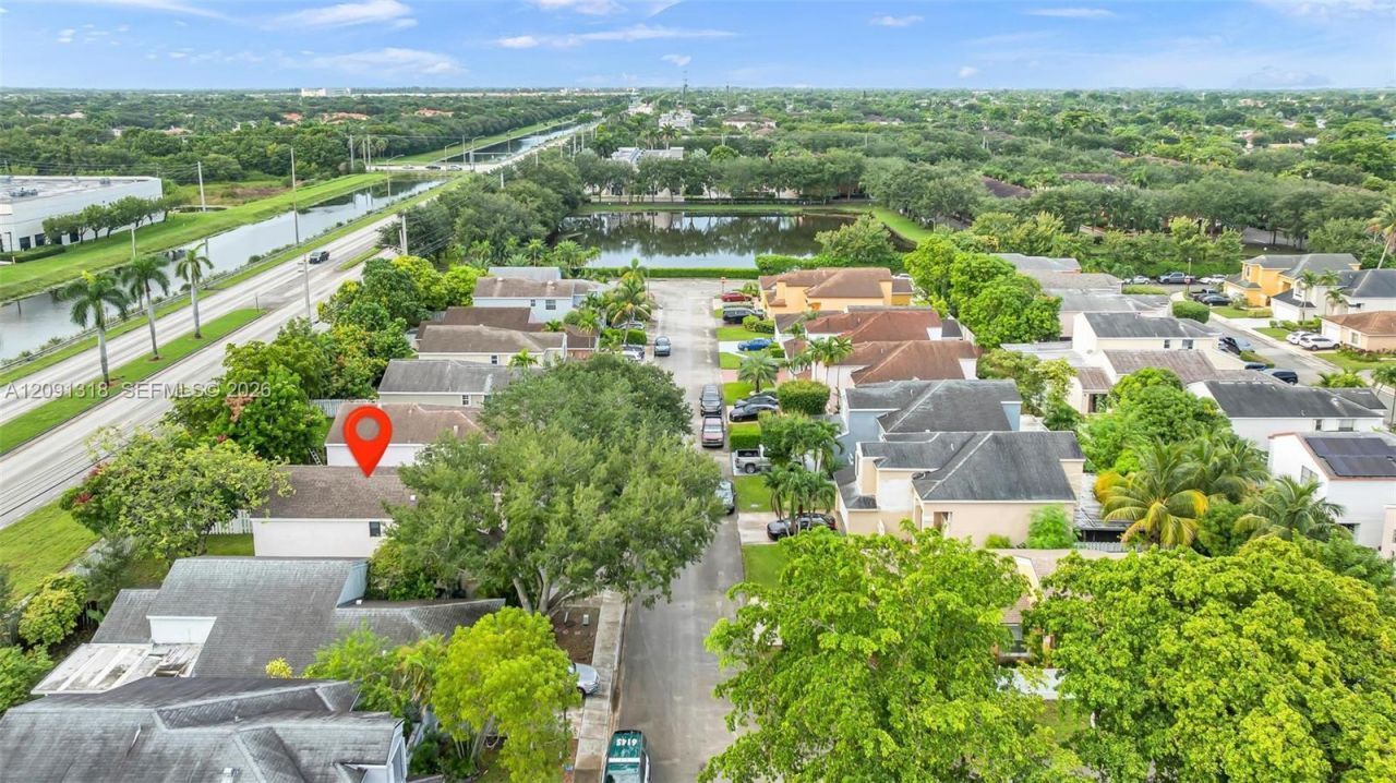 2836 W River Run Cir W , Miramar, FL 33025 Photo