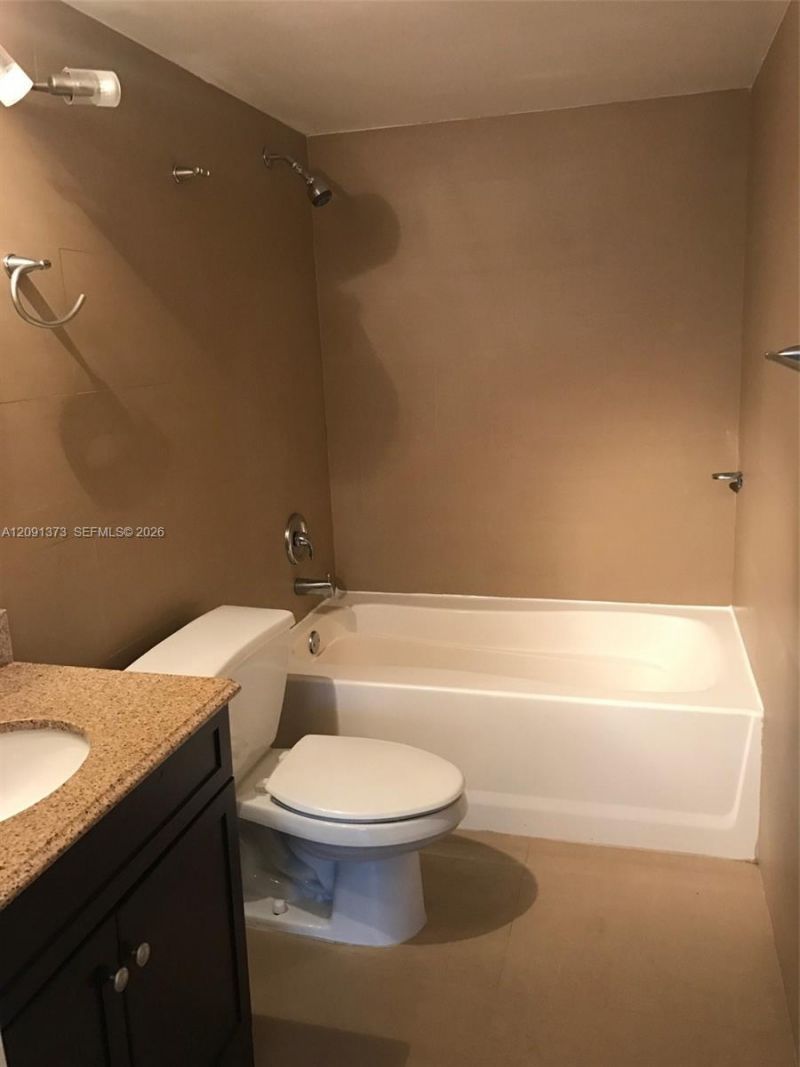 4520 NW 107th Ave , Unit 105-10, Doral, FL 33178 Photo