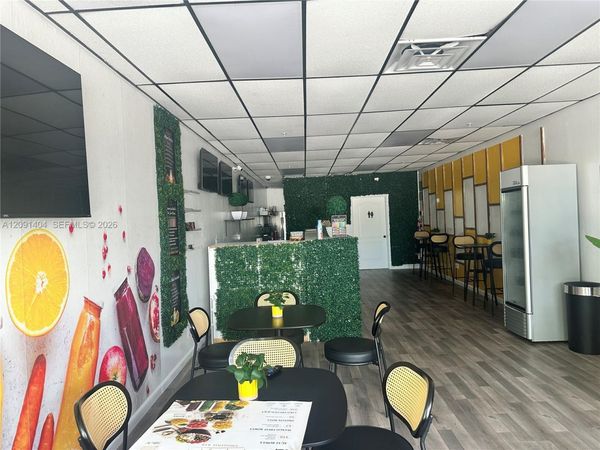 3944 NW 19th St, Lauderhill, FL 33311