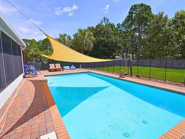 7445 Brevard St, Navarre, FL 32566
