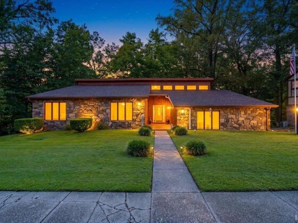 5411 W Esche Drive, Newburgh, IN 47630