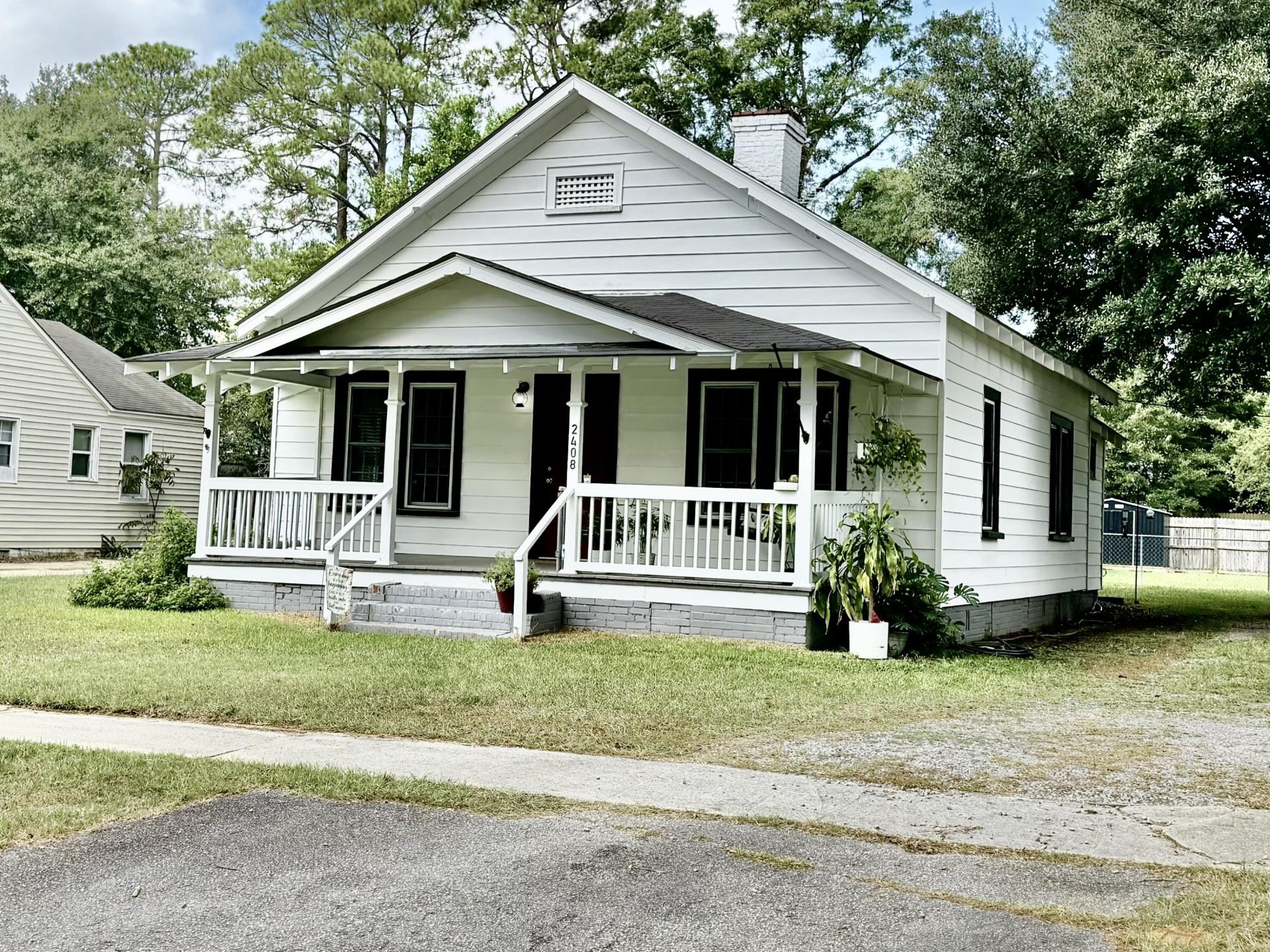 2408 E Cleveland Street Photo 34