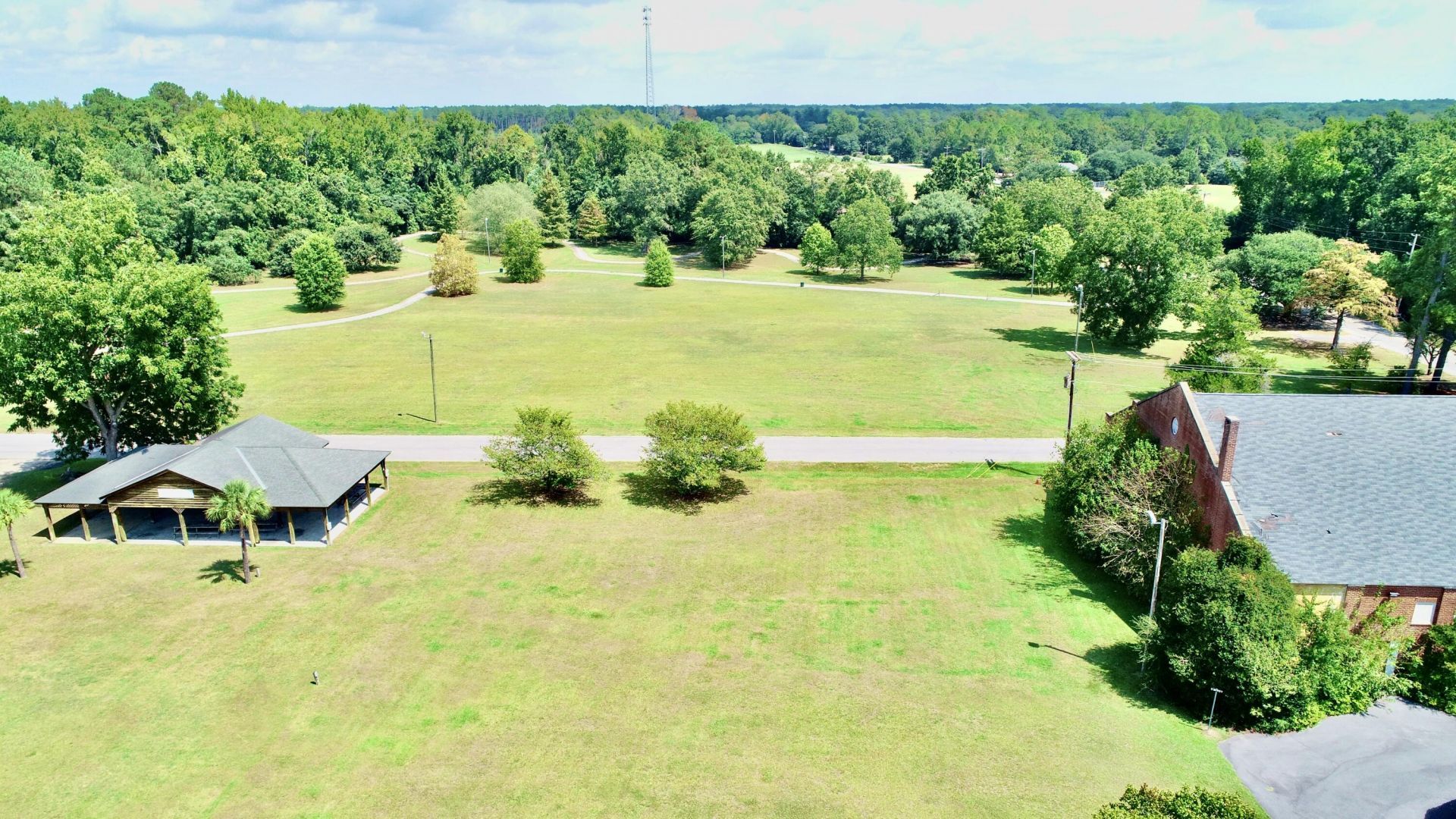 2408 E Cleveland Street Photo 37
