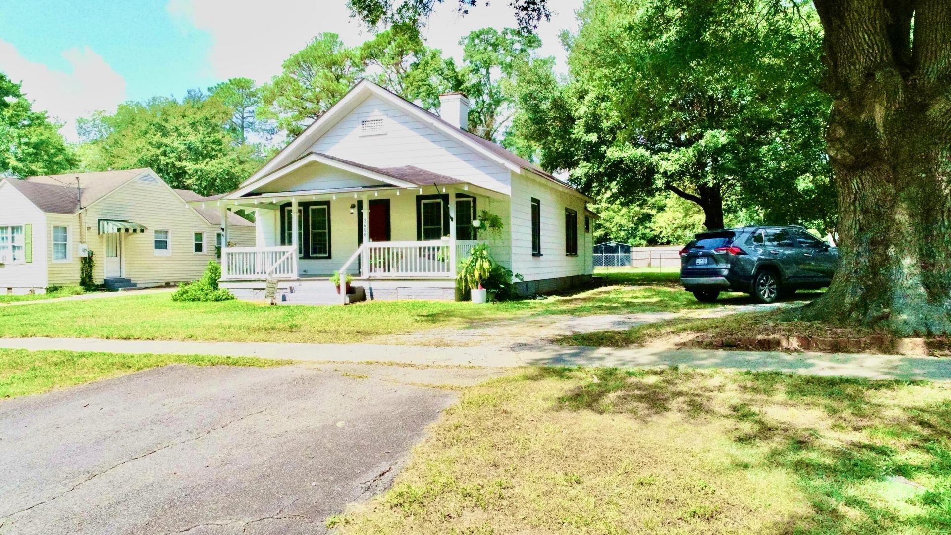 2408 E Cleveland Street Photo 53