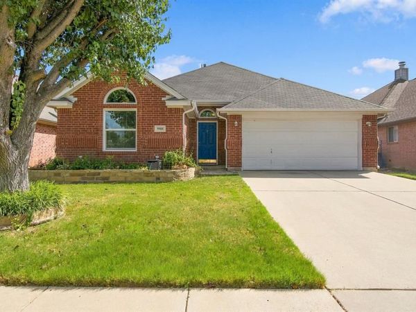 9108 Saranac Trail, Fort Worth, TX 76118