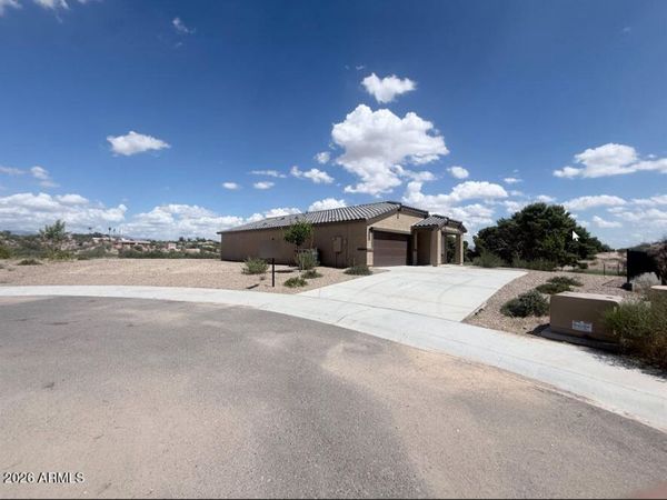 1725 FLAGAN Court, Wickenburg, AZ 85390