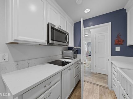1845 Elmcrest Drive, Reno, NV 89503 Photo