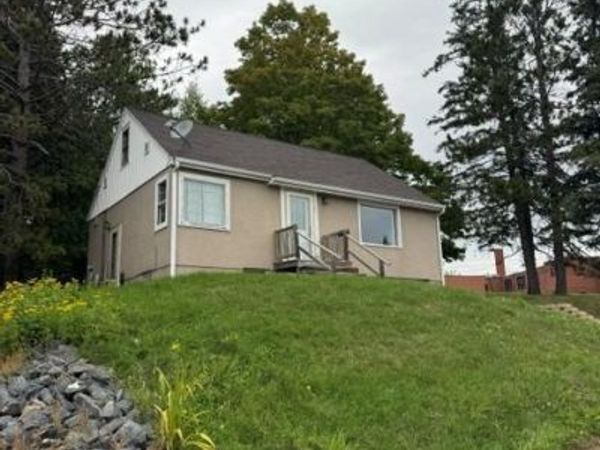 4125 Woodland Avenue, Duluth, MN 55803
