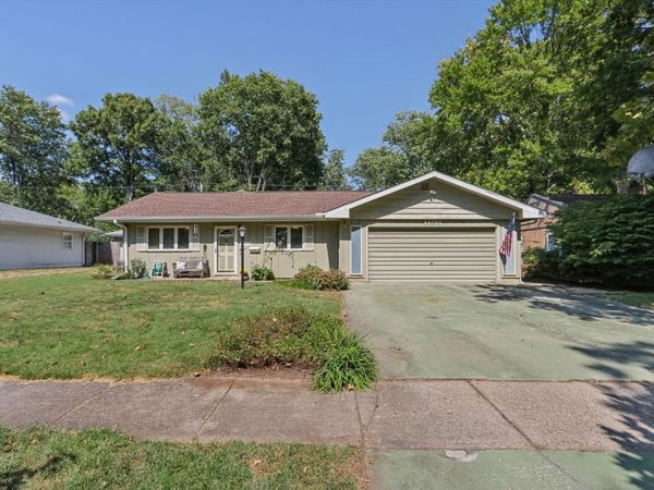 1406 E Pennsylvania Avenue , Urbana, IL 61801