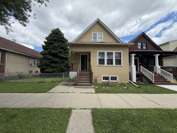 2221 N Lamon Avenue , Chicago, IL 60639