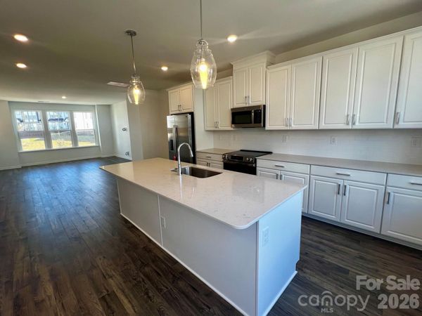 2021 Hawksworth Lane, Charlotte, NC 28262
