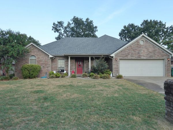 1120 Spatz Circle, Conway, AR 72034