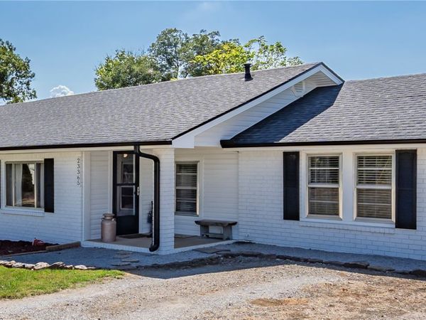 23365 Raines Road , Siloam Springs, AR 72761
