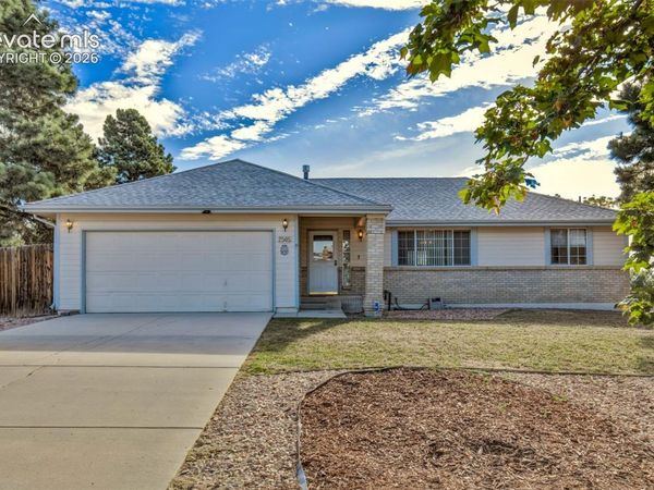2505 Seright Court, Colorado Springs, CO 80915