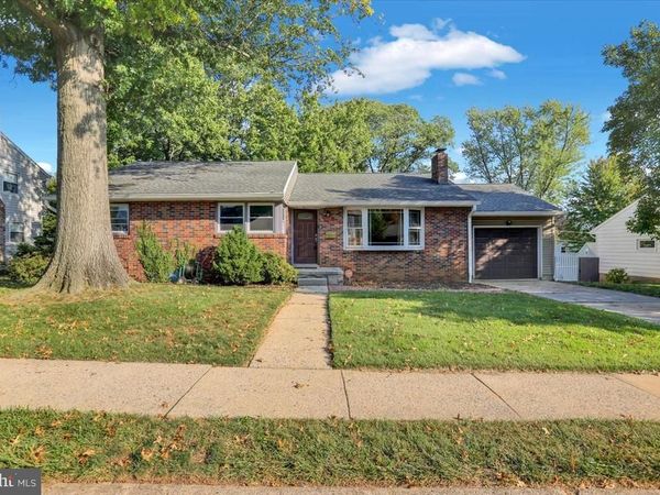 1807 SALEM ROAD, WYOMISSING, PA 19610