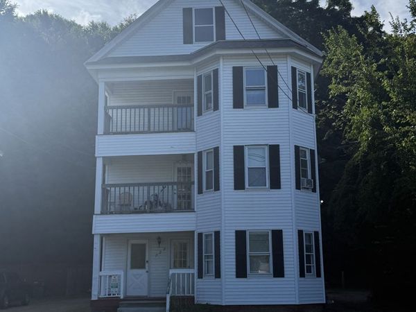 723 Main, Warren, MA 01083