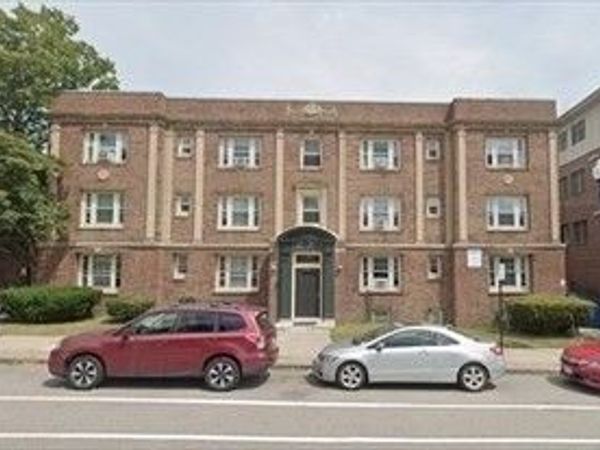 100 Washington Street, Unit 27, Quincy, MA 02169
