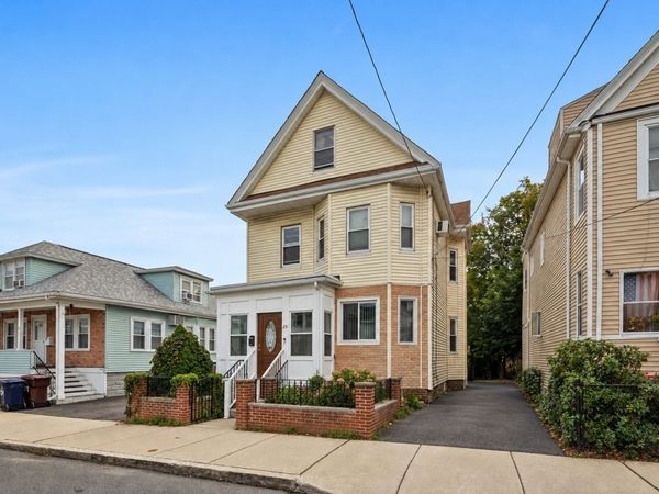 25 Rock Valley Ave, Everett, MA 02149
