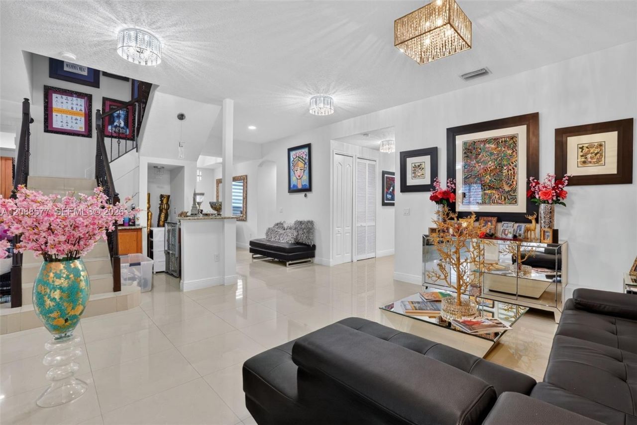 241 NE 33rd Ter, Homestead, FL 33033 Photo