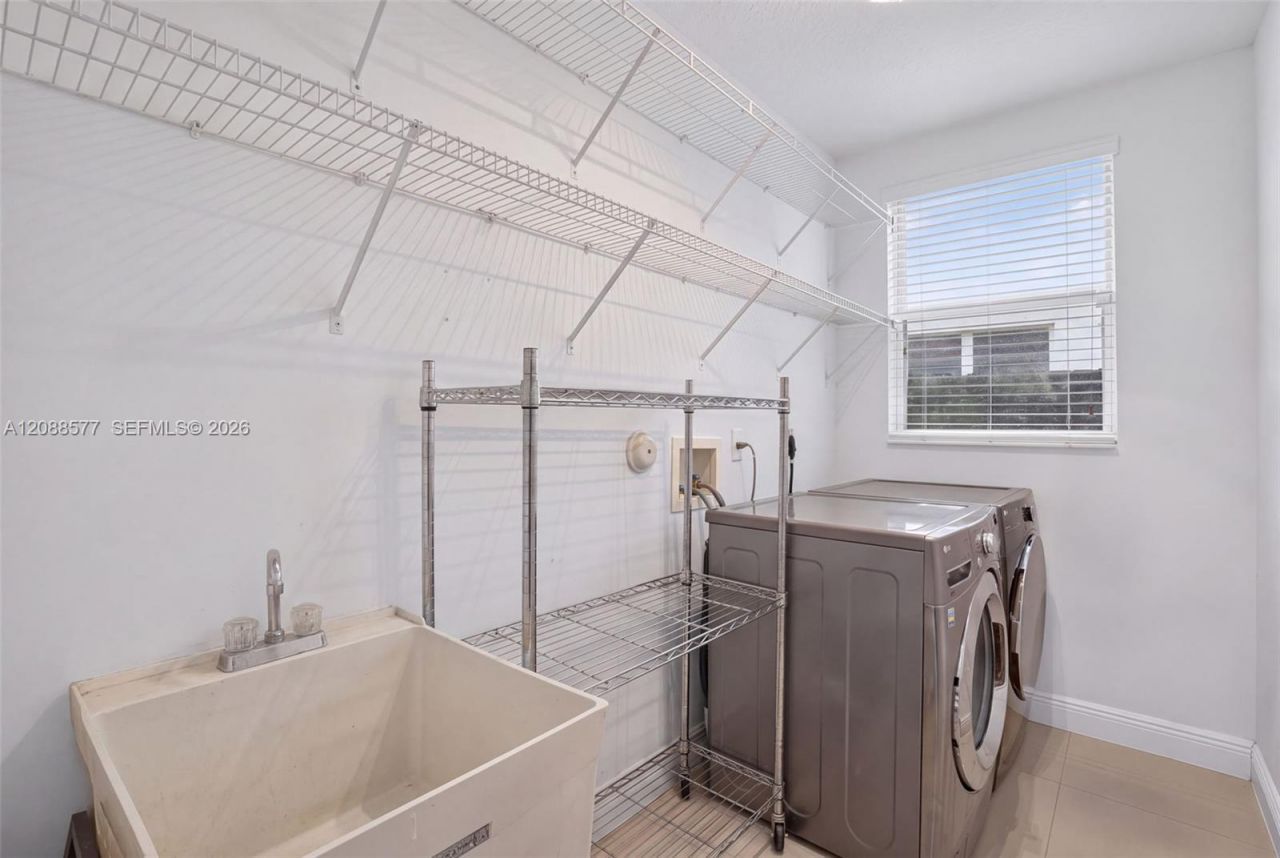 241 NE 33rd Ter, Homestead, FL 33033 Photo