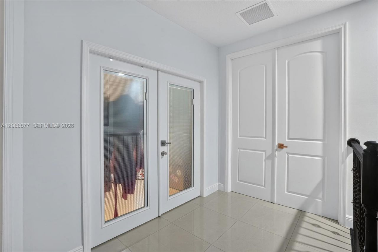 241 NE 33rd Ter, Homestead, FL 33033 Photo