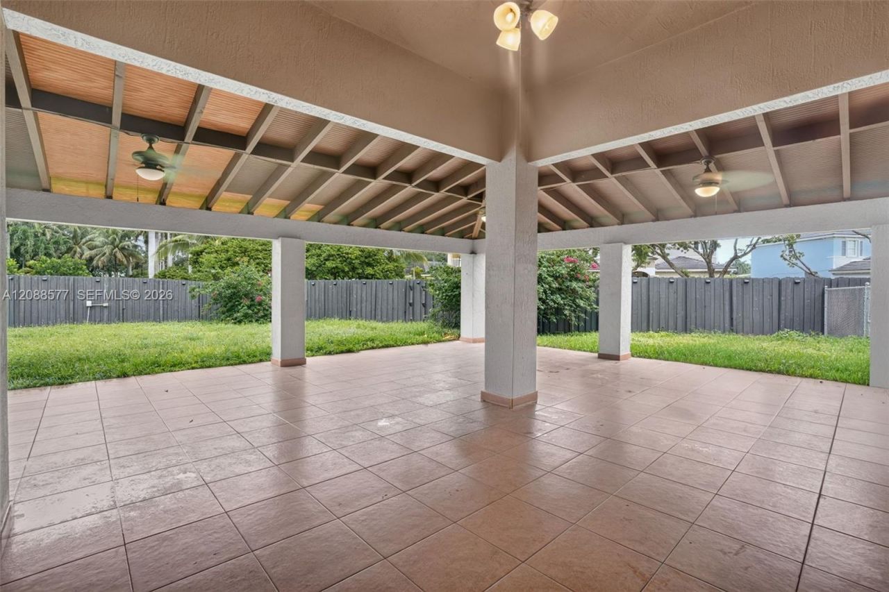 241 NE 33rd Ter, Homestead, FL 33033 Photo