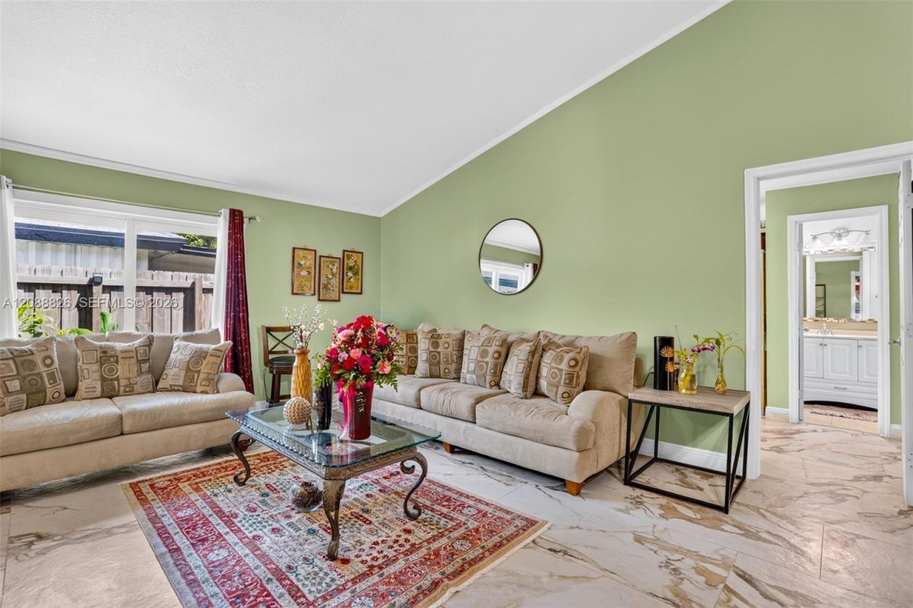 7424 SW 14th Pl, North Lauderdale, FL 33068 Photo