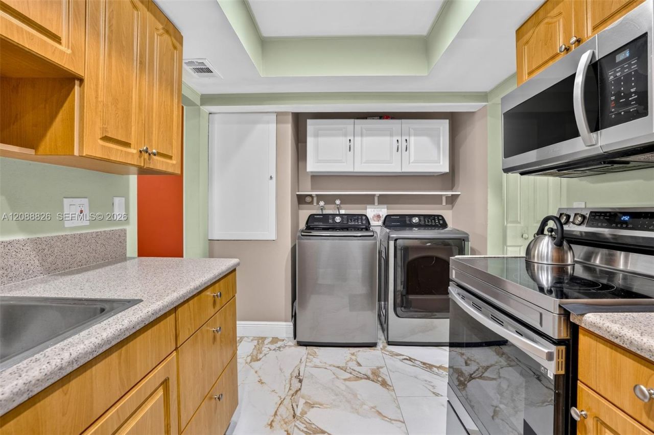 7424 SW 14th Pl, North Lauderdale, FL 33068 Photo