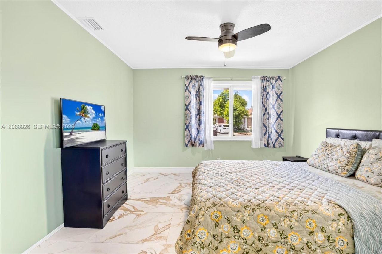 7424 SW 14th Pl, North Lauderdale, FL 33068 Photo