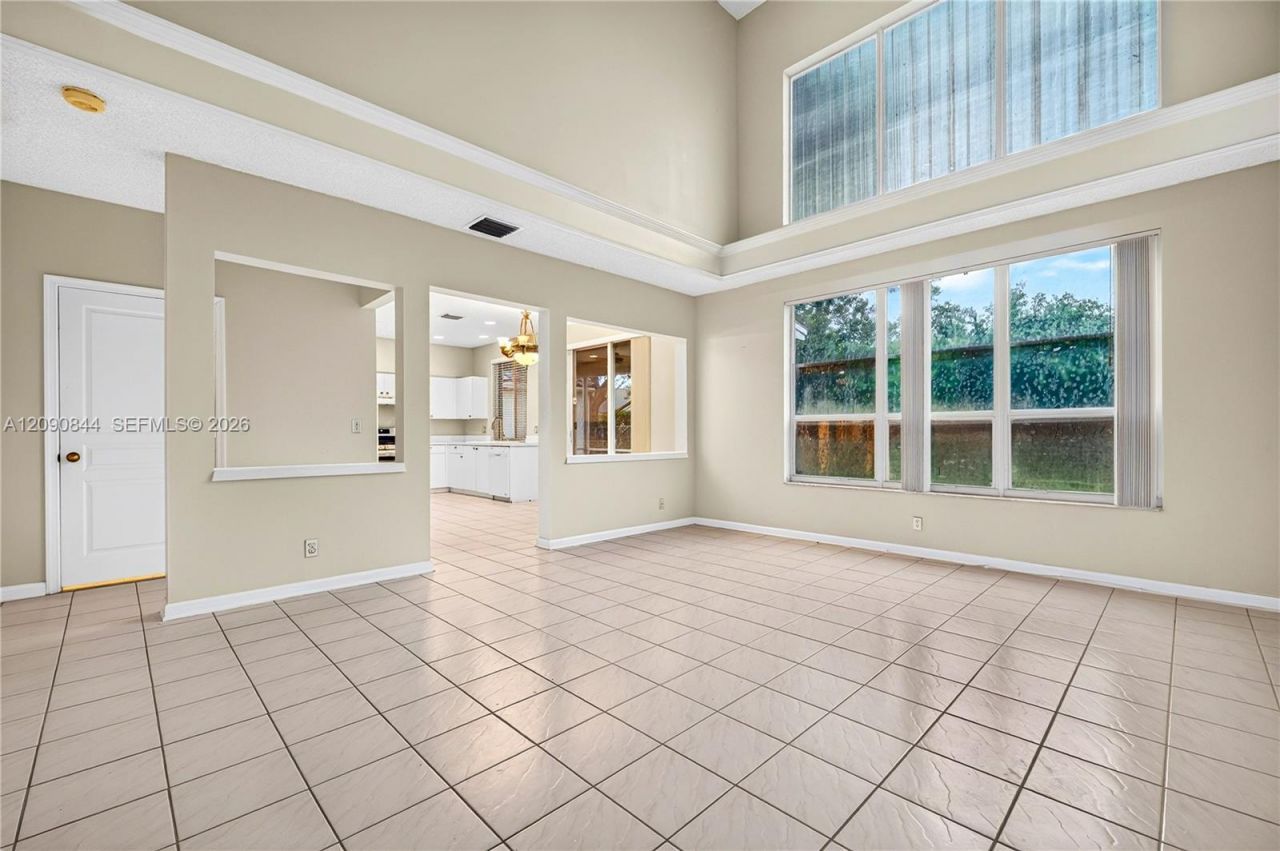 5868 N Plum Bay Pkwy, Unit 5868, Tamarac, FL 33321 Photo